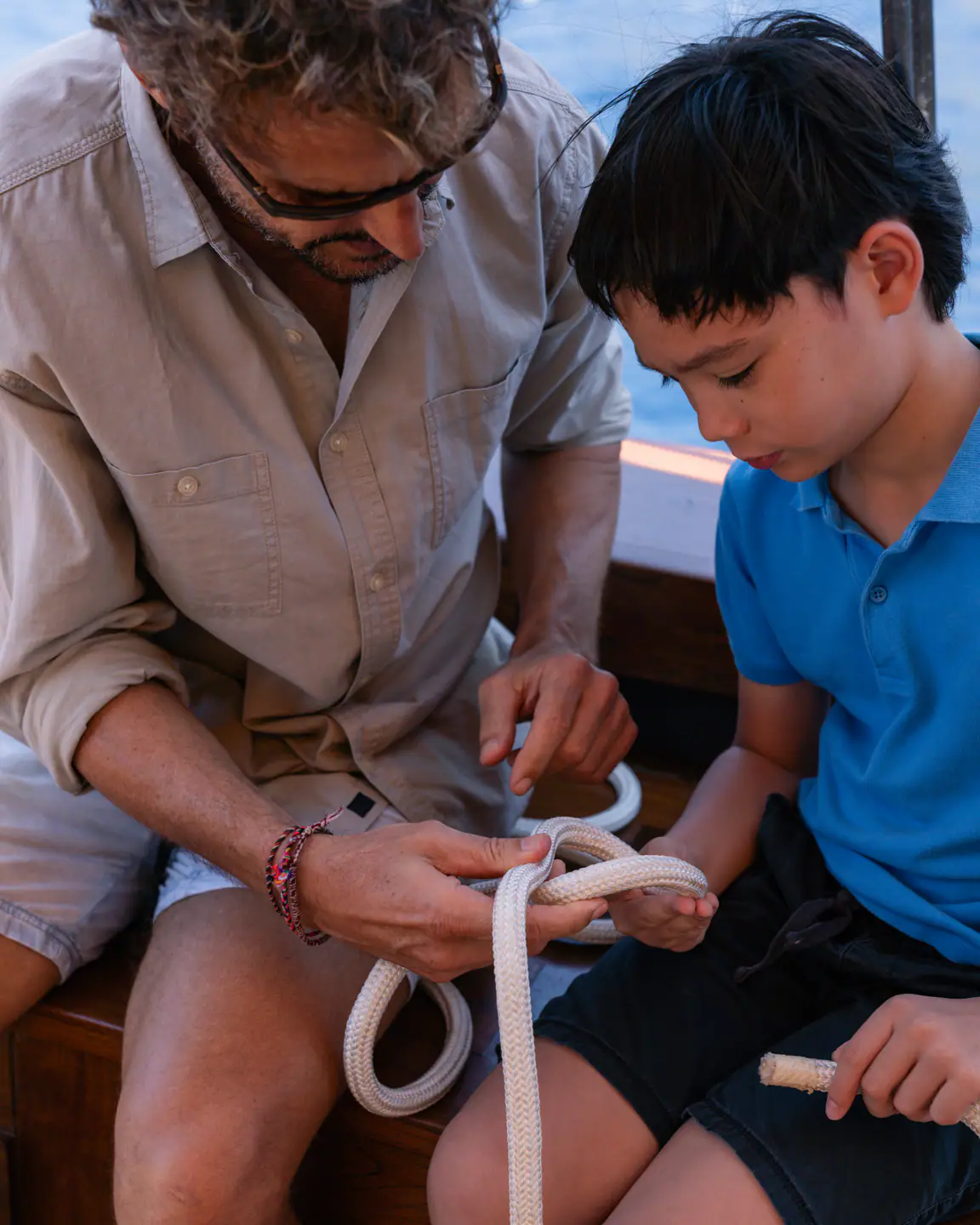 Crew tying traditional ropes