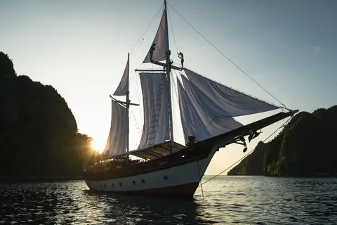 Anne Bonny private yacht charter in Indonesia