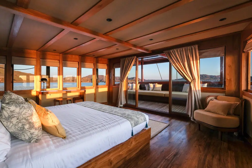 Celestia yacht photo 3