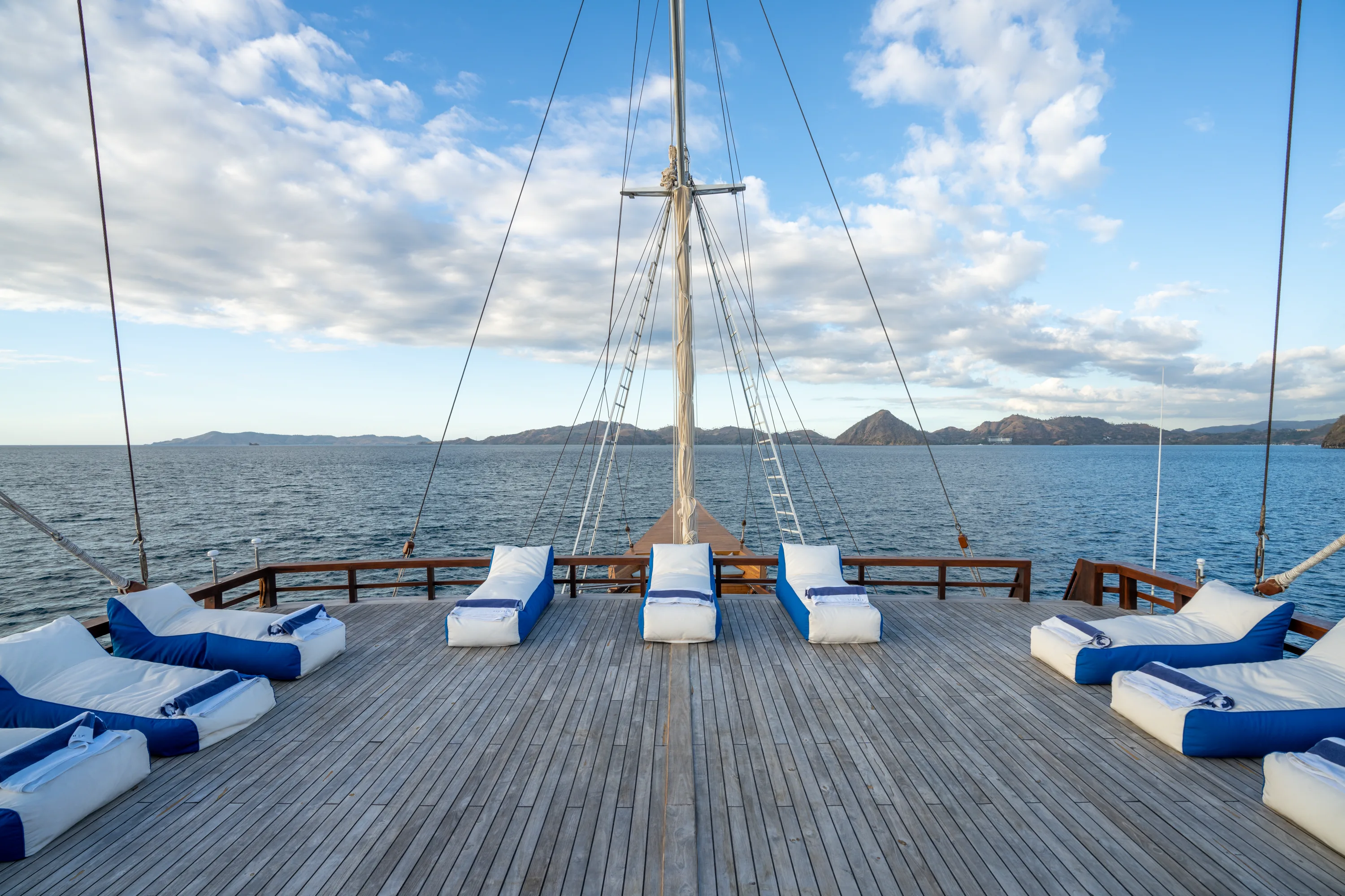 Maj Oceanic yacht photo 7