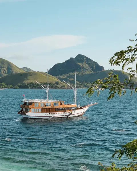 Raffles private yacht charter in Indonesia