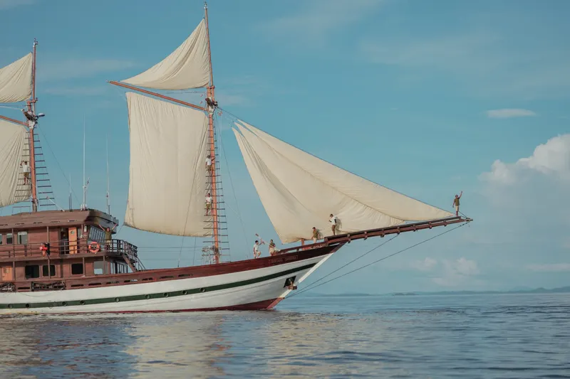 Samsara Samudra luxury yacht charter Indonesia