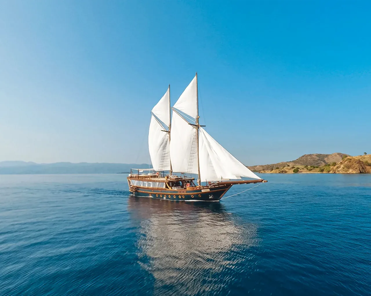 Sanya private yacht charter