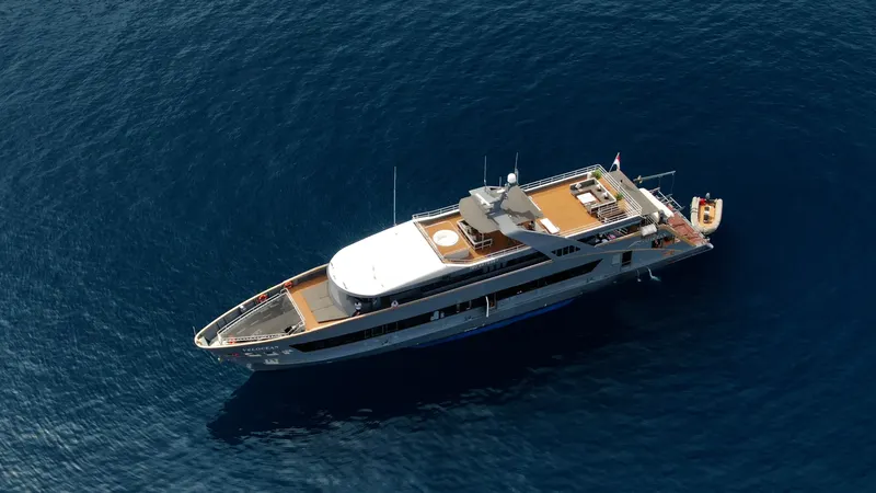 Velocean luxury yacht charter Indonesia